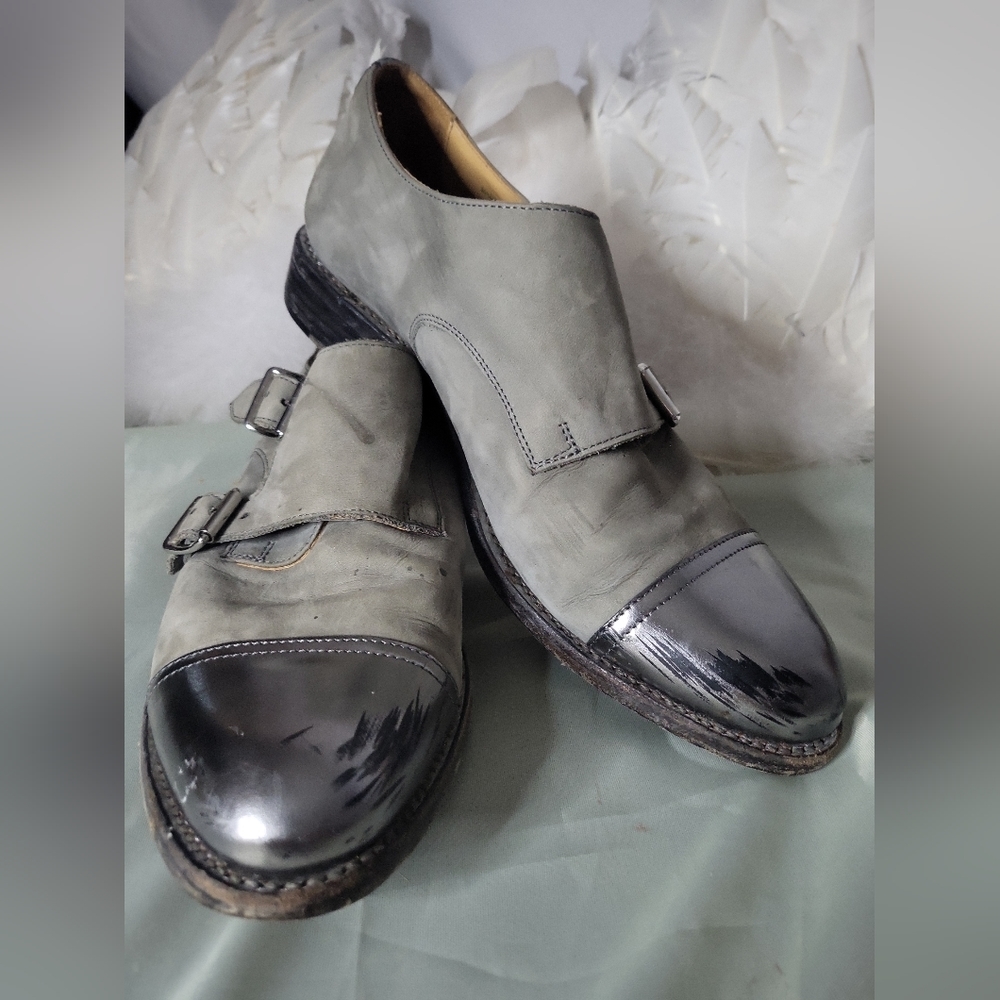Angela Scott Mr. Collin Gray Suede and Silver Shoe Sz 40
